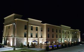Hampton Inn & Suites Center